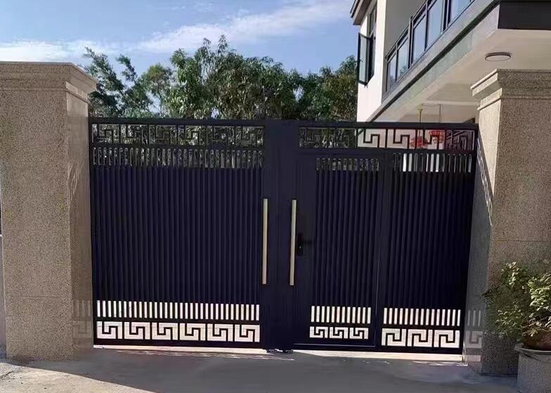 鄉(xiāng)村別墅圍墻大門